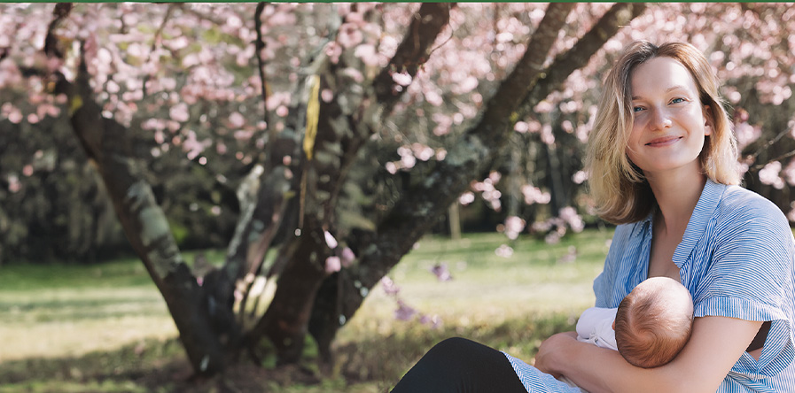 Je baby onderweg voeden: check onze handige tips!