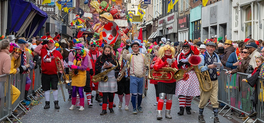 Kennisgids: Zo kom jij fit de carnaval door! Kennisgids: Zo kom jij fit de carnaval door!