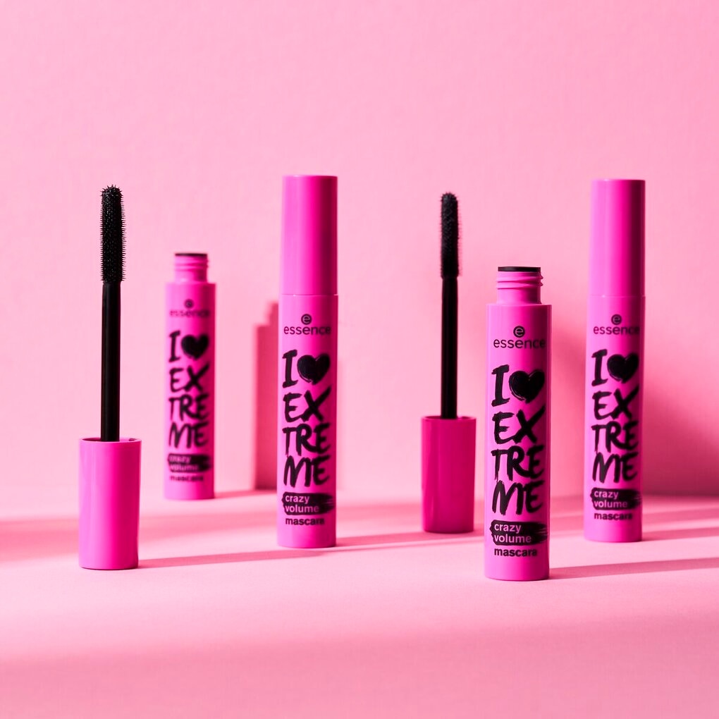 Essence I Love Extreme Crazy Volume Black Mascara