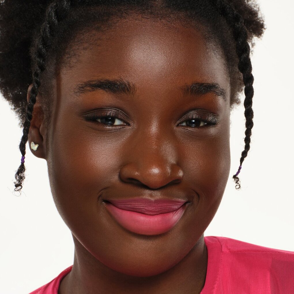 Essence Blur Soufflé 04 Main Feed Matte Lip Cream