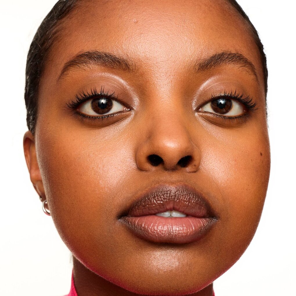 Essence Silky Blur 230 Hydrating Longwear Concealer